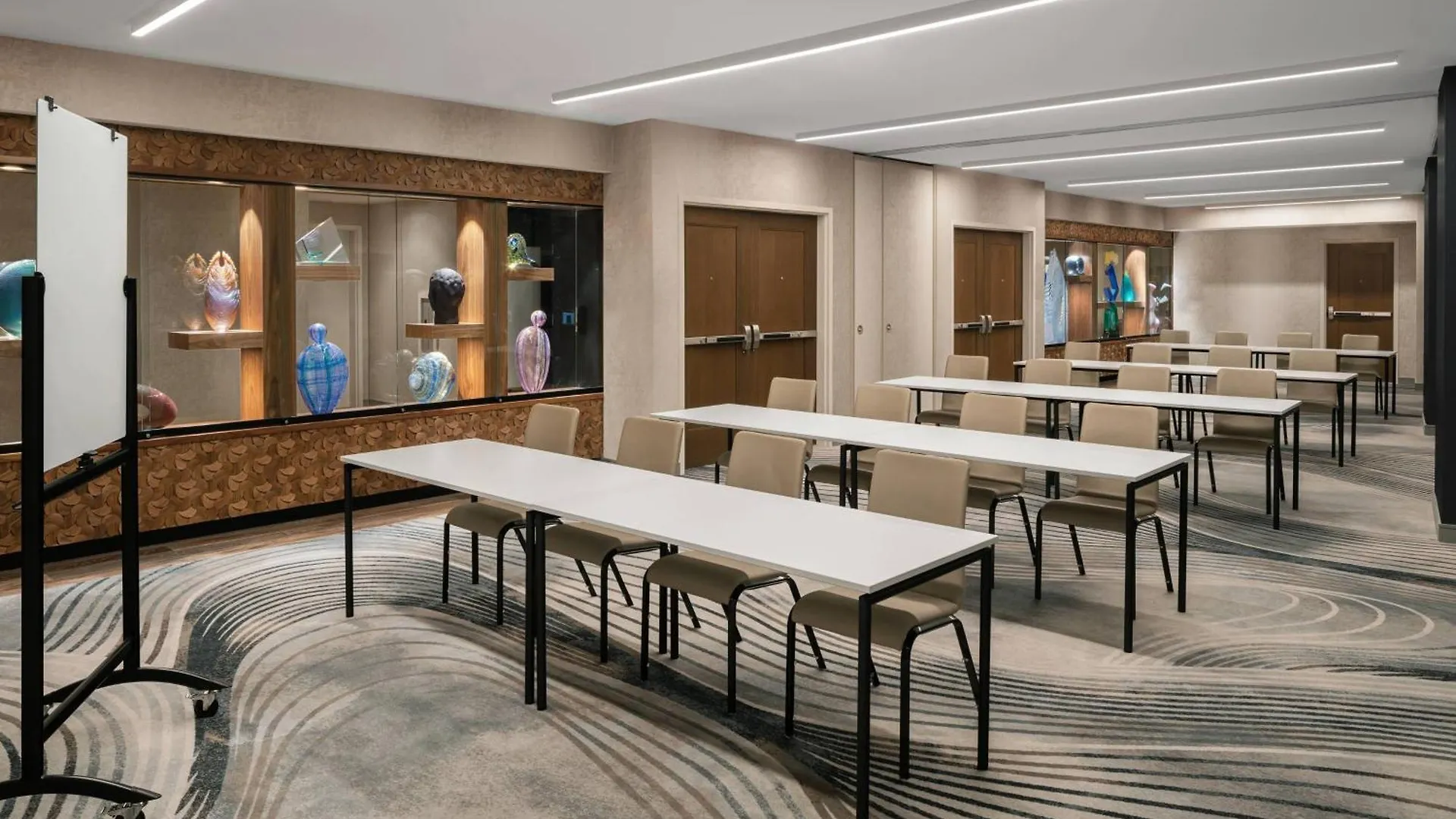 Glass Light Hotel & Gallery, Autograph Collection Норфолк США